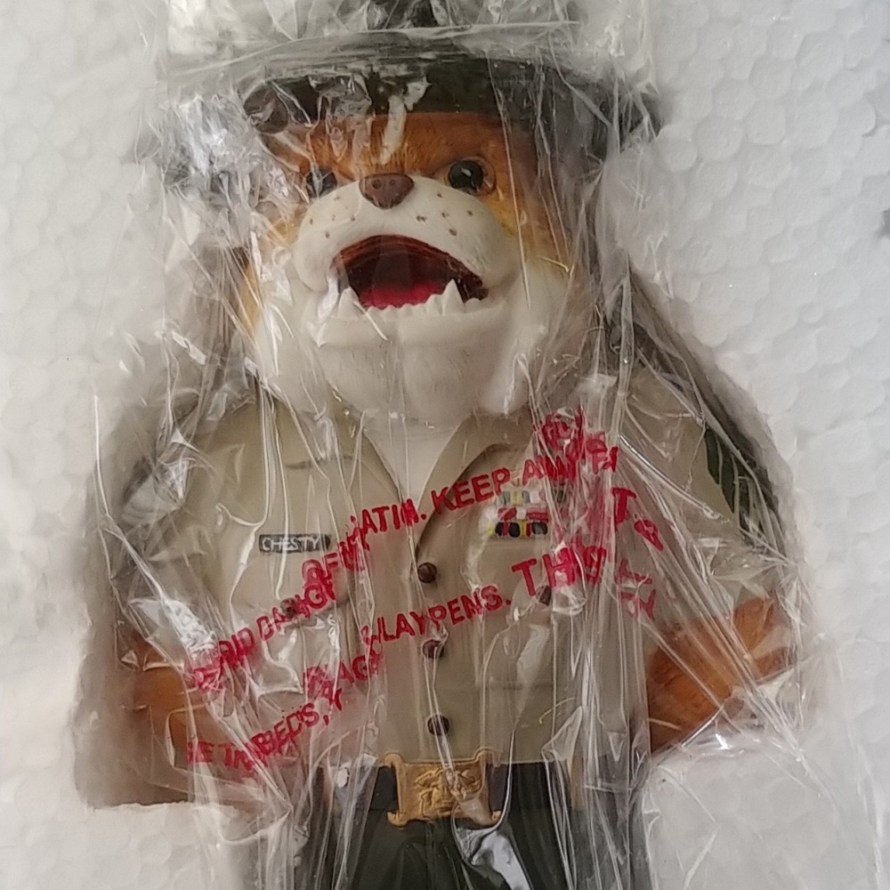 Hamilton Collection"barking orders" USMC figurine
